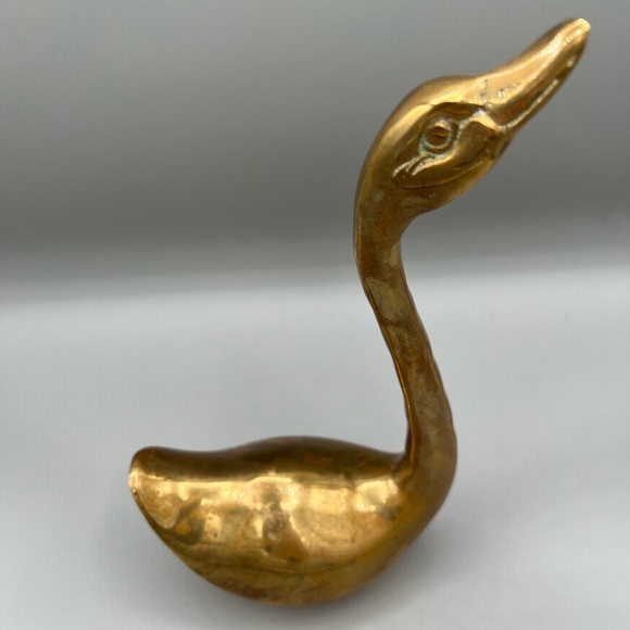 LARGE brass swan 9 inches tall - Picture 2 of 3